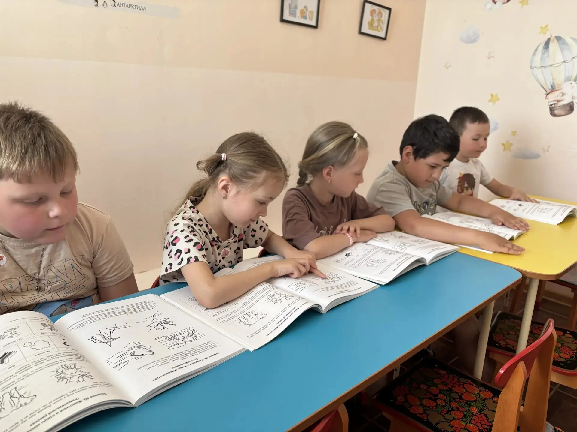 Сегодня в группе «Маленькая страна» прошло Подгрупповое логопедическое занятие «животны...