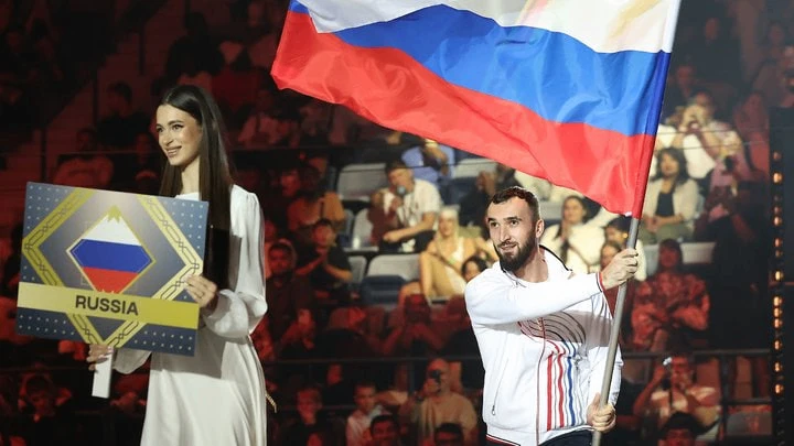 World Boxing допустила россиян на турниры с флагом и гимном. Об этом сообщил министр спорта России М