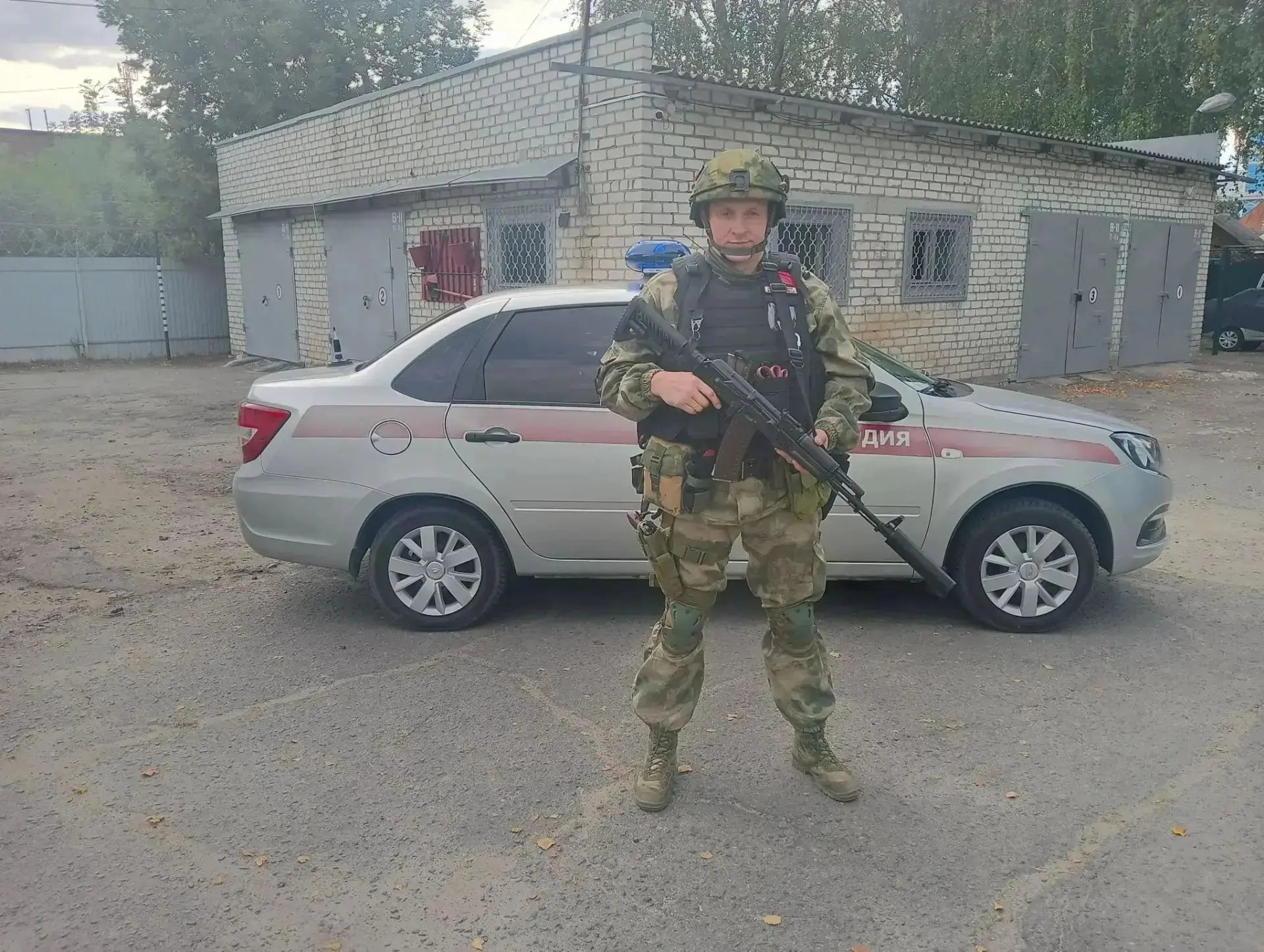Сотрудник Росгвардии сбил вражеский дрон в Брянском приграничье