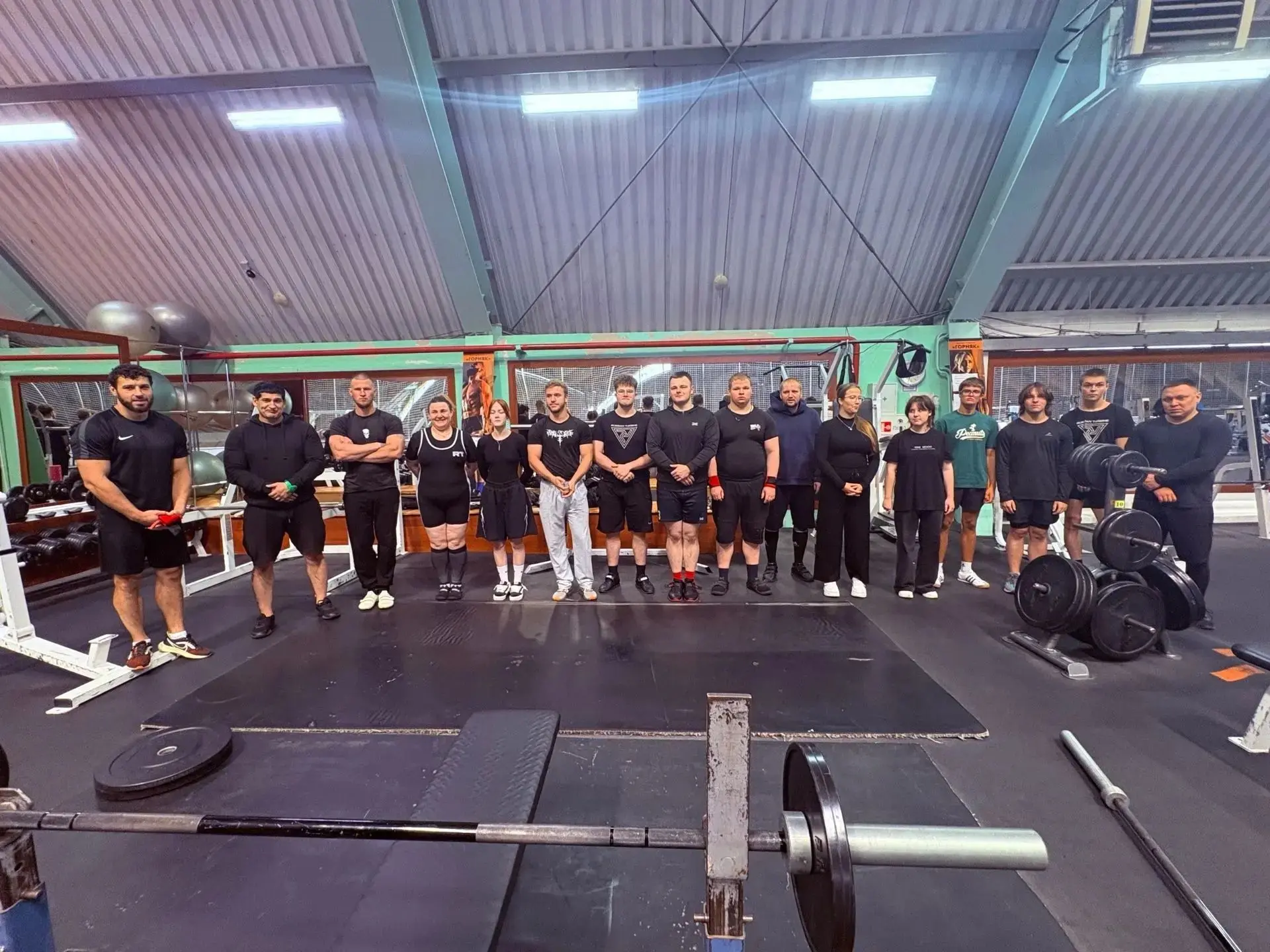 💪 Народный жим лёжа — в честь Дня физкультурника! 🔥