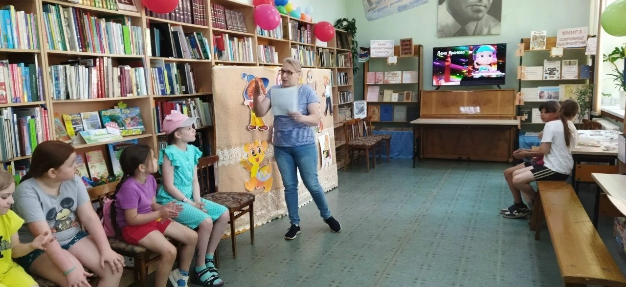 Первая  мульт- дискотека «Танцующие мультяшки»  прошла 9 июня в Центральной районной би...