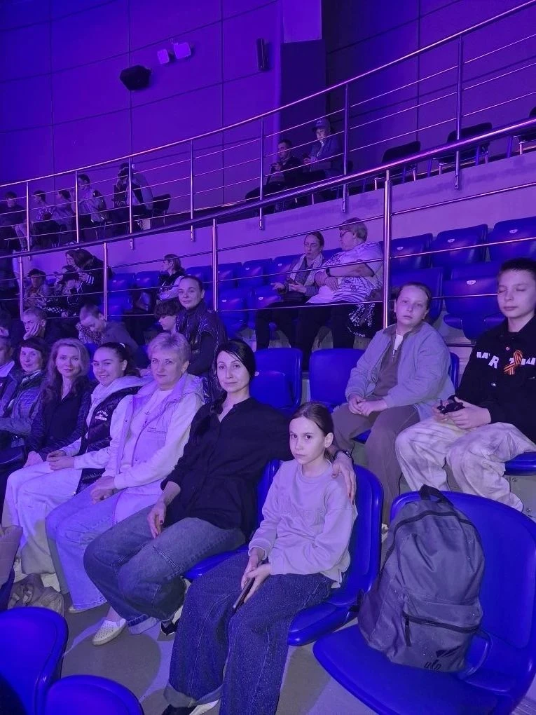 6 мая прошло ледовое патриотическое представление «Мы помним, мы гордимся», посвященное...