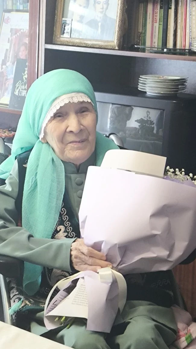 От всей души поздравляем уважаемую Бибинису Ахатовну Хабибуллину с замечательным и светлым юбилеем —