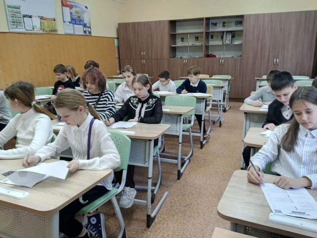 🌹Забота о природе начинается со знаний! Наша школа активно участвует во Всероссийском экологическом 
