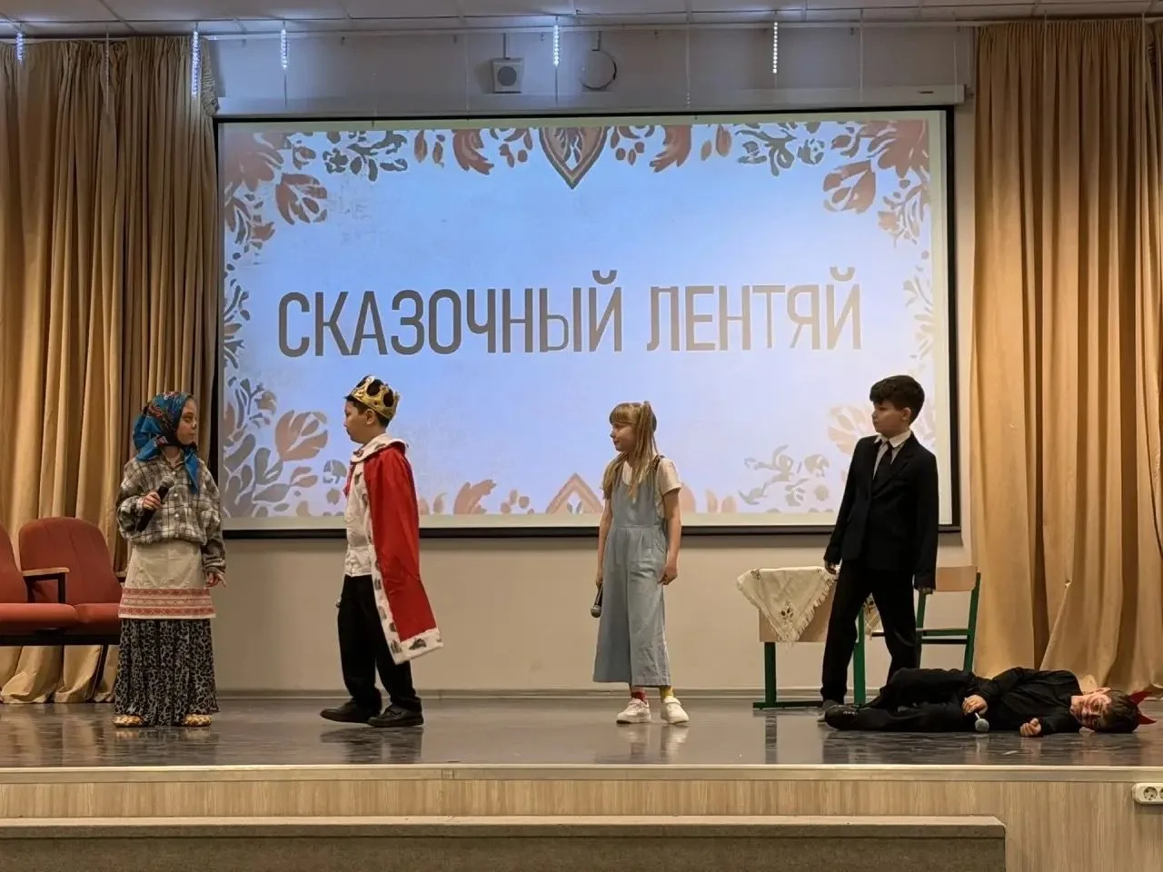 29 апреля театральная студия "Щелкунчик" МБОУ СОШ №20 под руководством Канкиа И.М. представила зрите