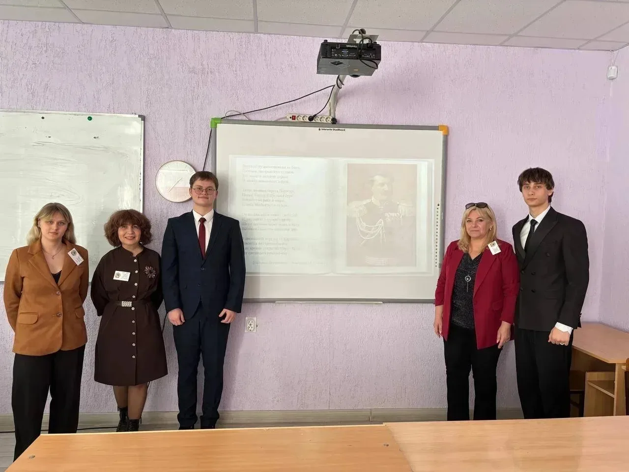 Учащиеся 10 "А" класса МОУ "Лицей 50" Новиков Степан и Воронин Михаил приняли участие в...
