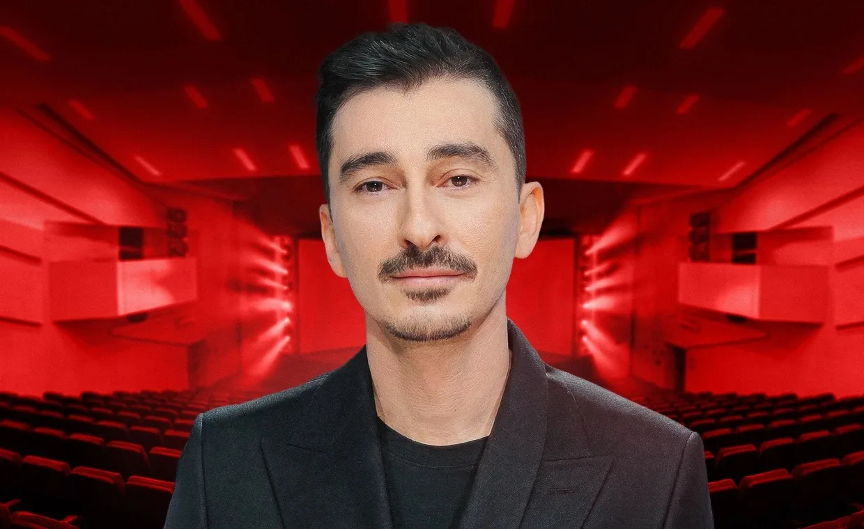 😂🎤 Артём Калайджян в Сочи с новым стендап-концертом!

«Семья — это святое» — это честный и очень с