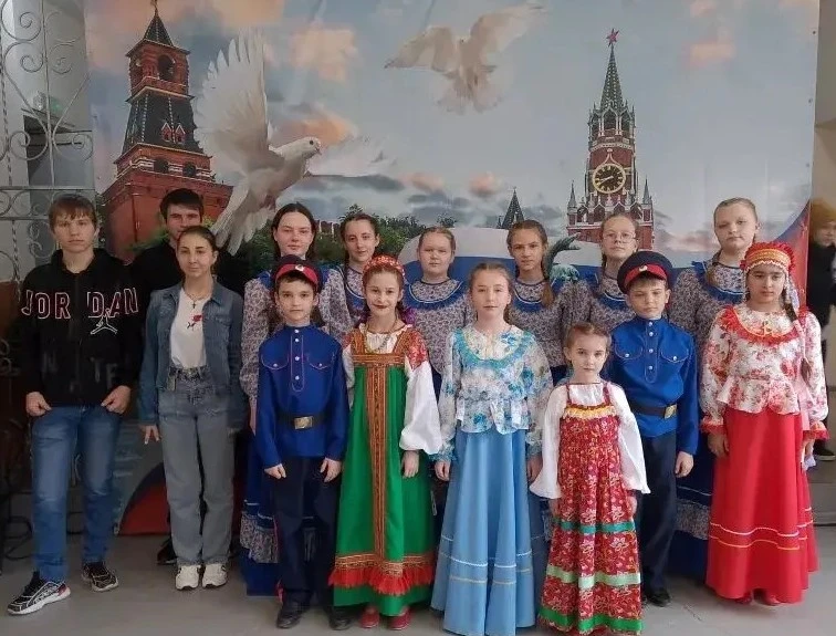 Есть на земле много чудесных стран, но Россия единственная, великая, необыкновенная, лю...