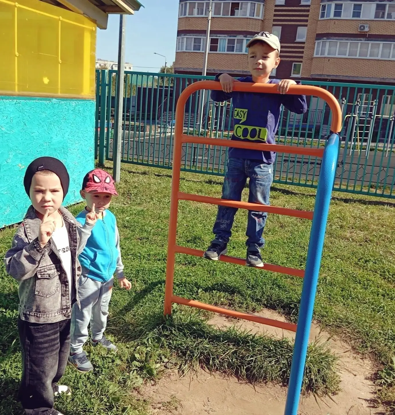 ❗️Проводя время на турнике не стоит забывать и о правилах безопасности.
