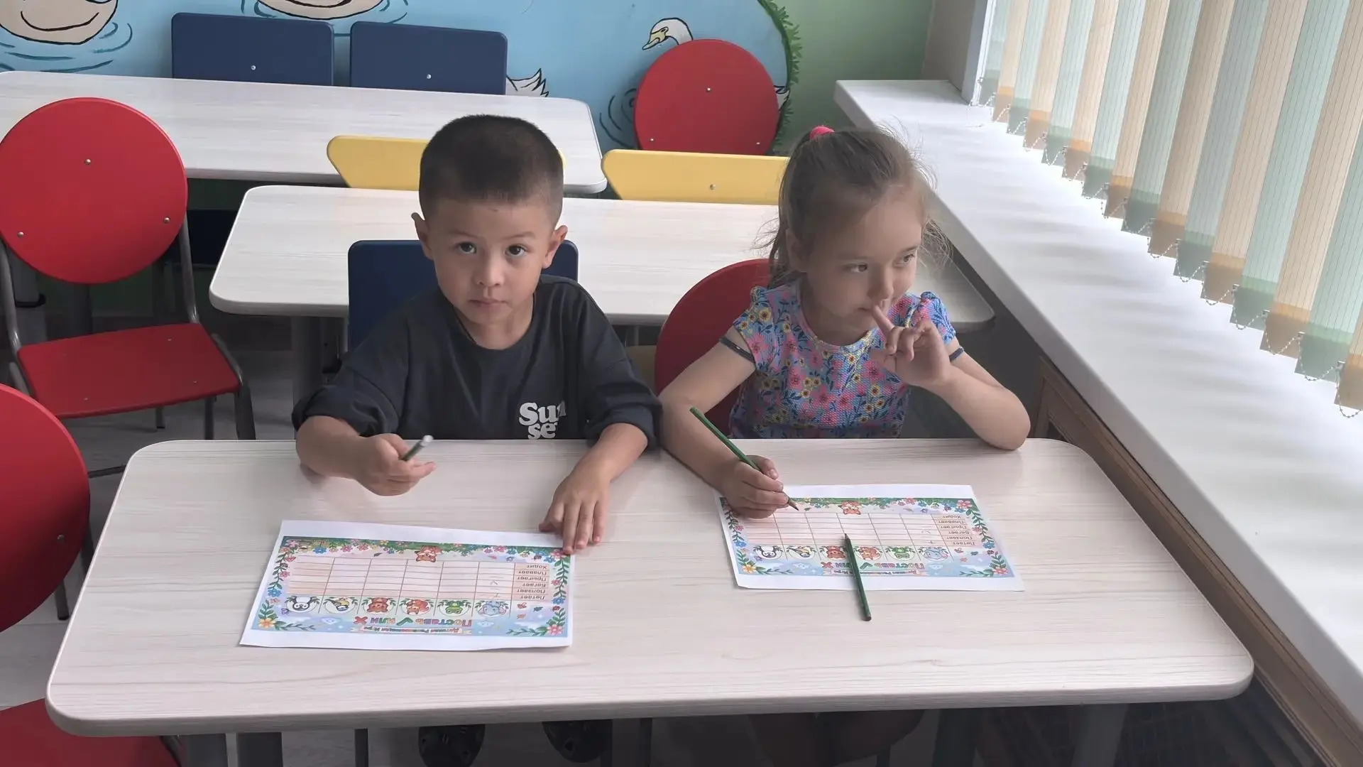 🌱 Еще один день в «Экологическом калейдоскопе» прошел продуктивно! 🌱
Ребята отлично справились с н