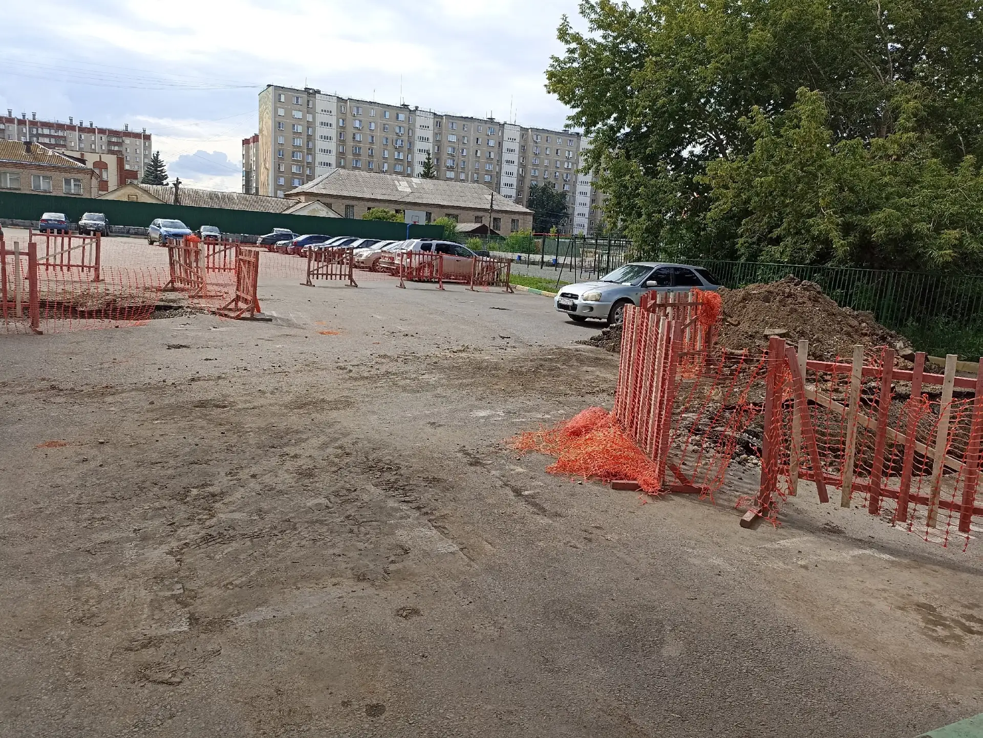 😫🙏🙏На ул Ленина дом 41 приостановили работы, по замене ГВС, сидим без горячей воды, ...