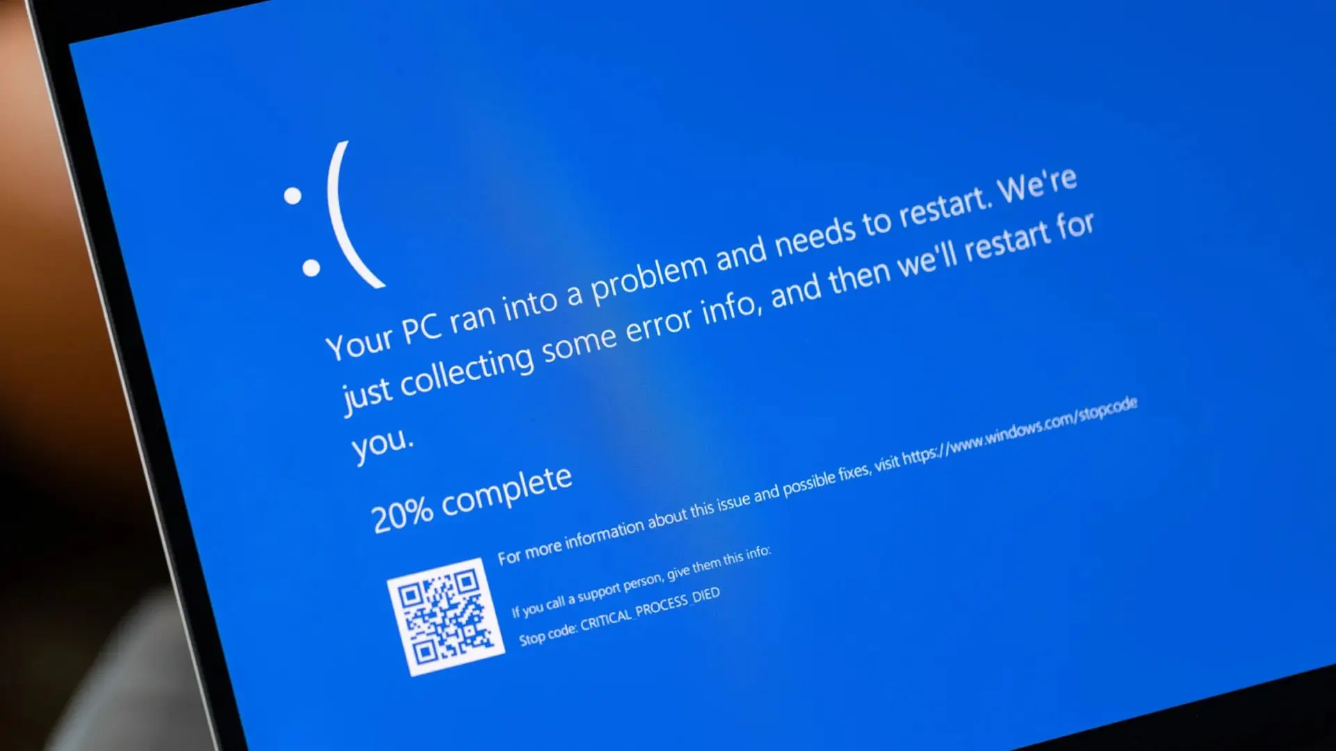 ⚠️ Обновление Windows 10 вызывает сбои Проводника из-за скрытого запуска Copilot