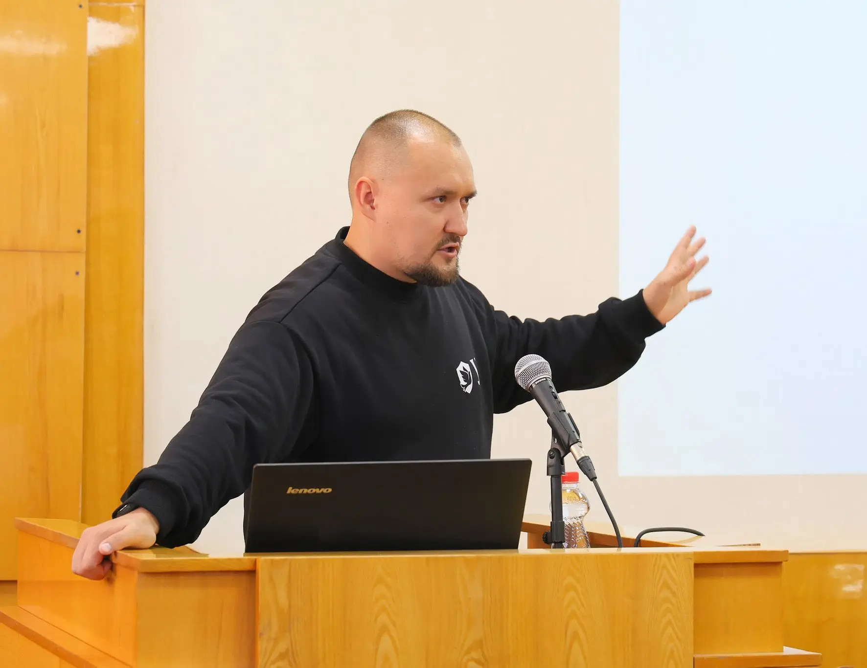 В Свердловской области стартовала серия семинаров для лидеров общественного мнения по п...