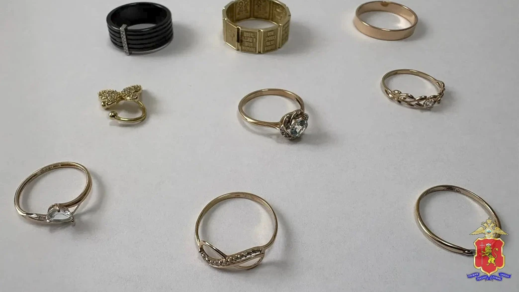 🚨🗣️💍Жулик пытался во рту вынести золото со склада