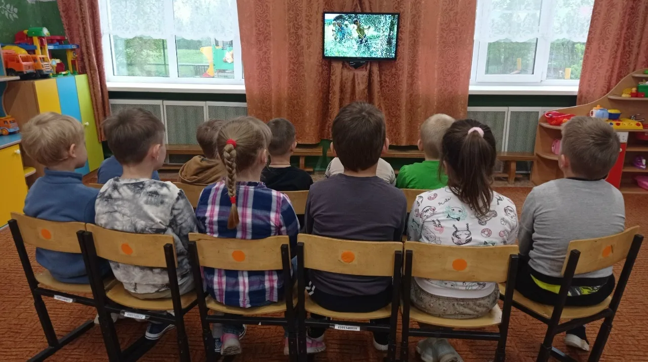 Наш детский сад продолжает работу по реализации региональной программы «СемьЯ – это Мы!». 
На второй