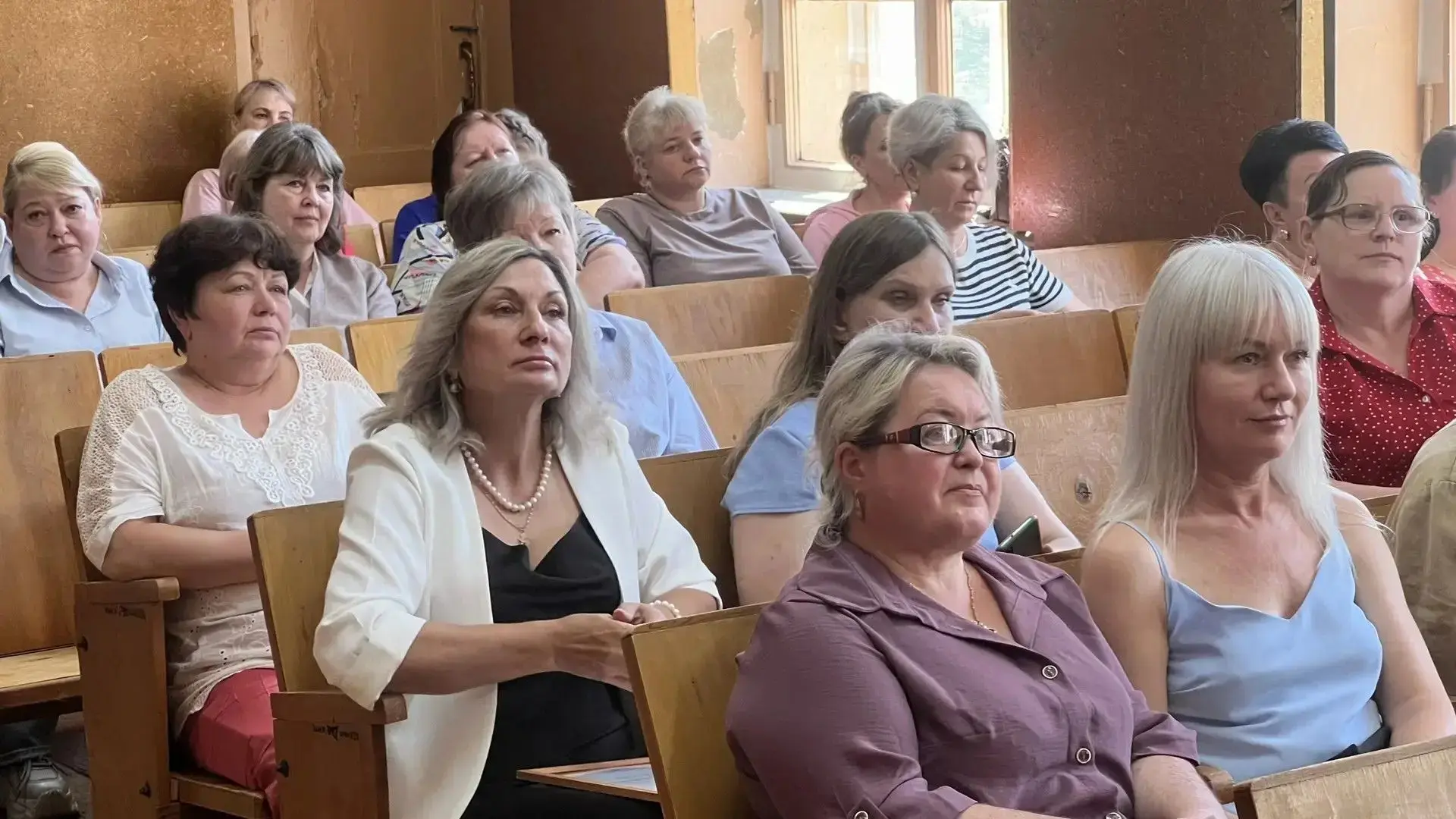 Ежегодно в третье воскресенья июня представители самой гуманной профессии отмечают свой...