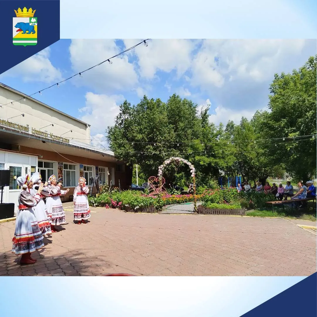 24 июля на открытой площадке Межпоселенческого центра культуры прошла концертная программа «Музыка б