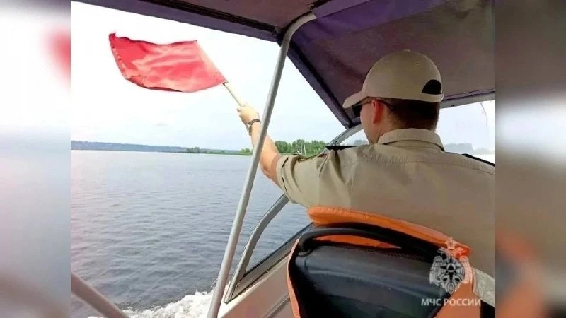 😱Вчера в Энгельсском районе Саратовской области произошло ЧП на Волге.