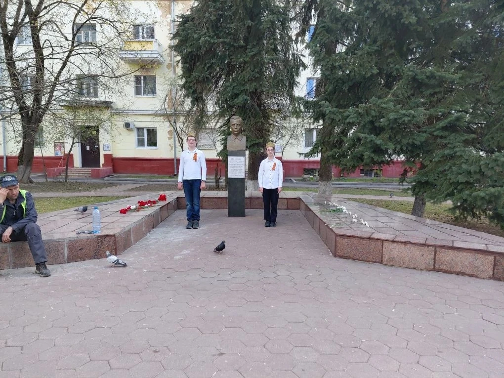 📌 «ВАХТА ПАМЯТИ» 🙏  Сегодня в нашей школе прошло торжественное мероприятие "Вахта памяти". Учащиеся 