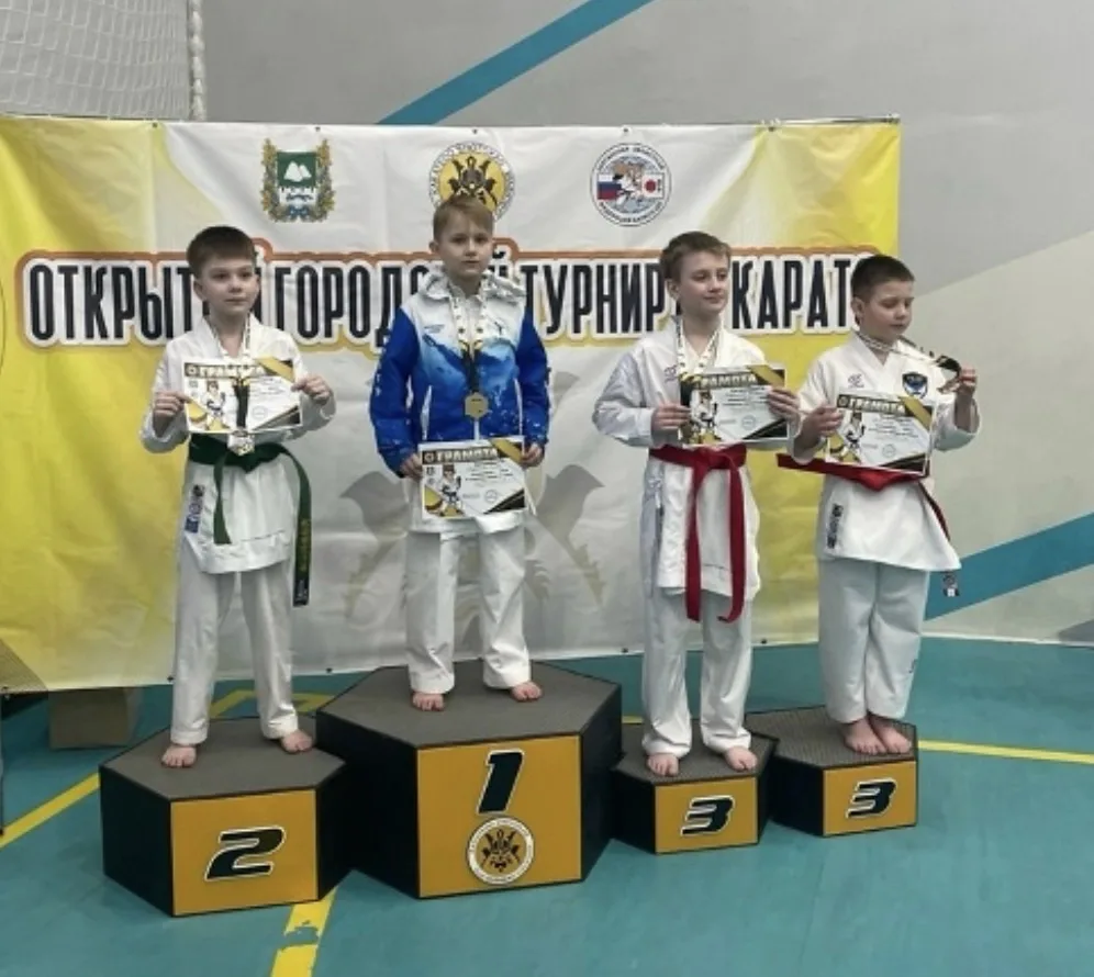 🥋🥈🥇Спортивный триумф братьев Корболиных’  📆18 апреля в Шадринске прошел открытый турнир по каратэ, с