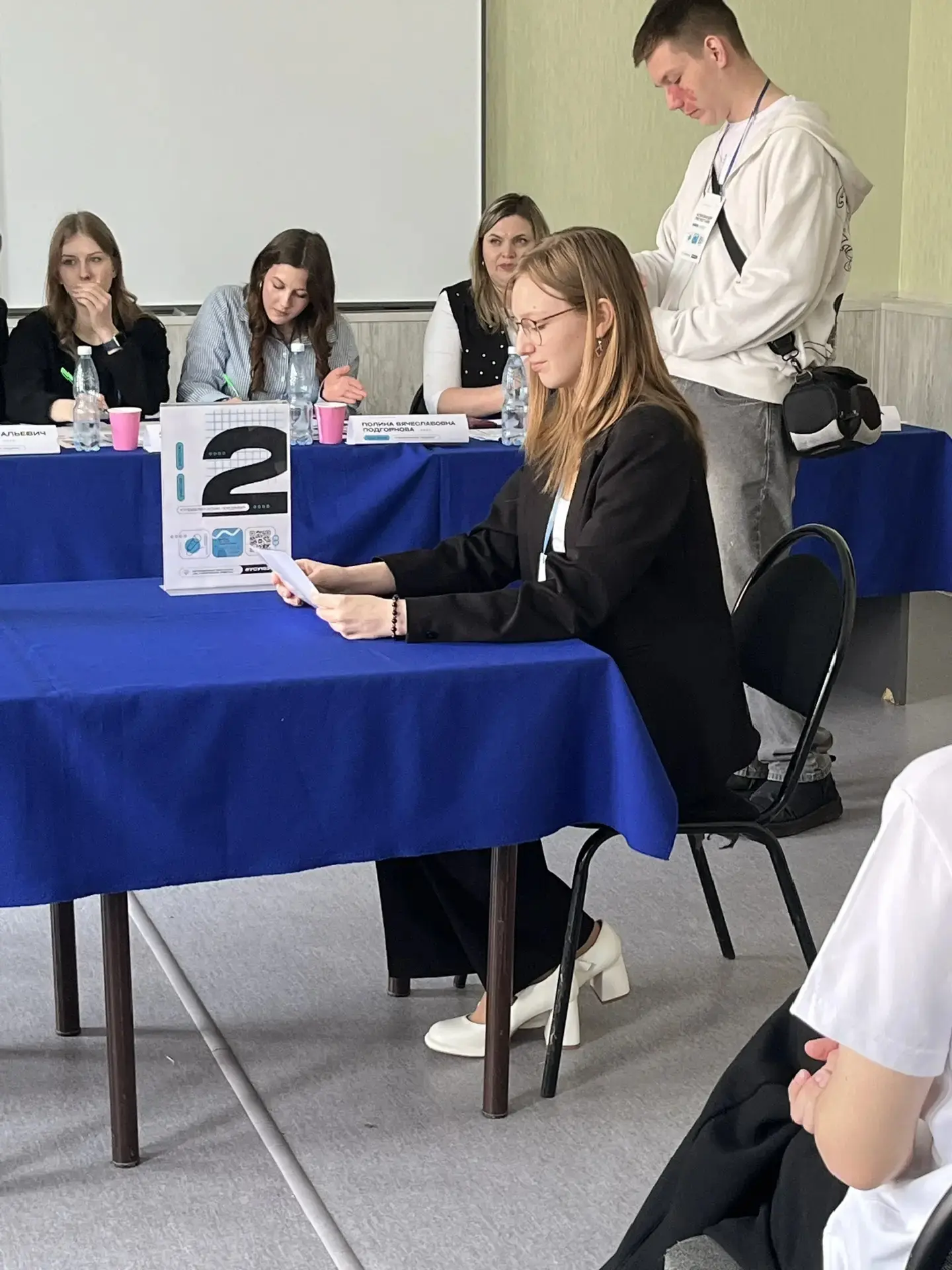 «Управленческие поединки».  Ученица 9 г класса, активистка школьных органов ученического самоуправле