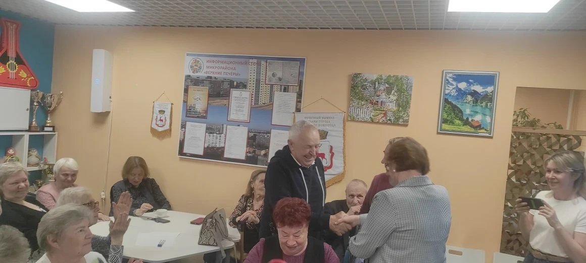 В Соседском центре «вМесте» прошло мероприятие ко Дню семьи, организованное совместно с библиотекой 