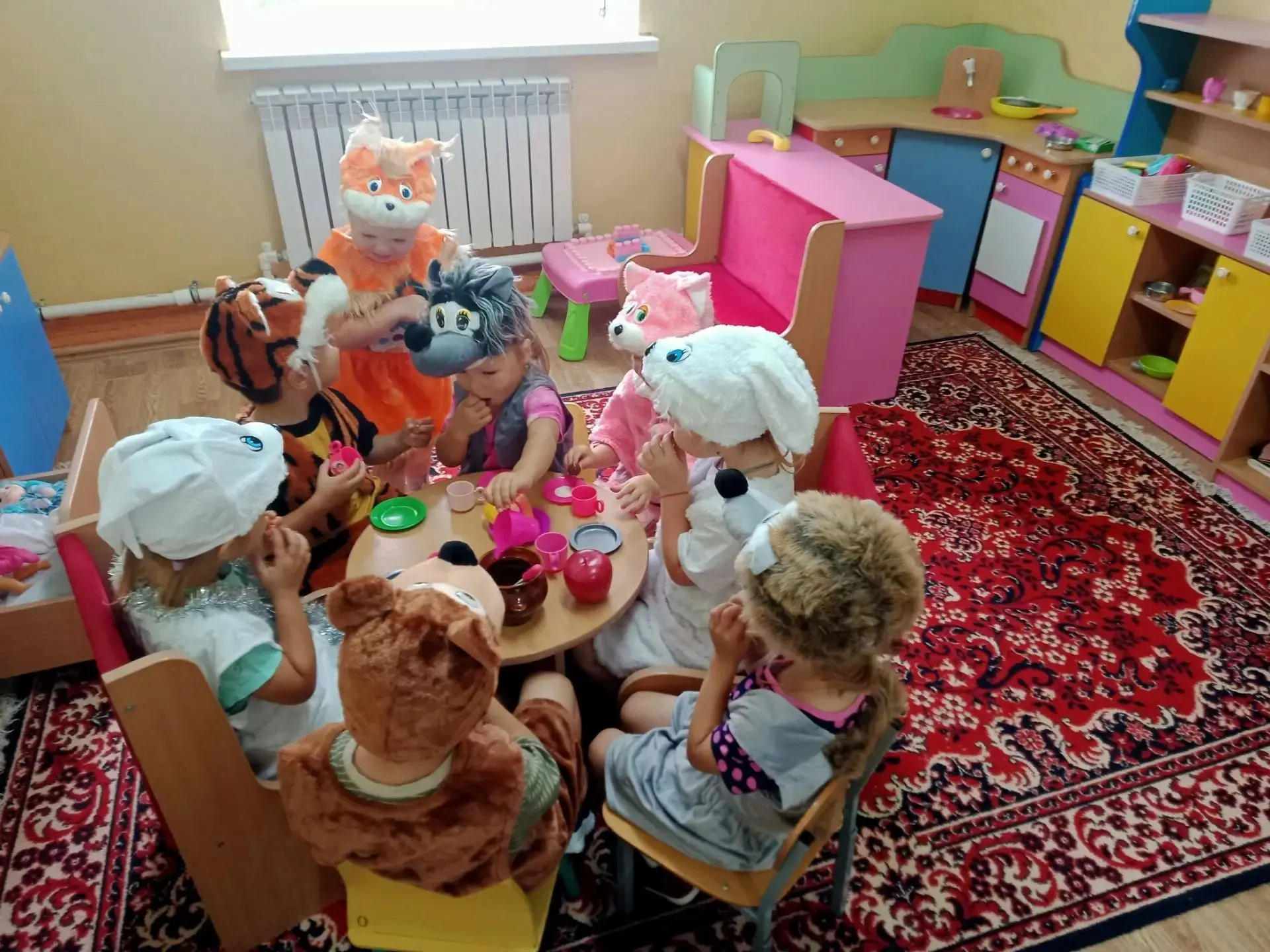 Сегодня в нашей группе «Неваляшки» было по-настоящему волнительно и увлекательно — мы отметили День 