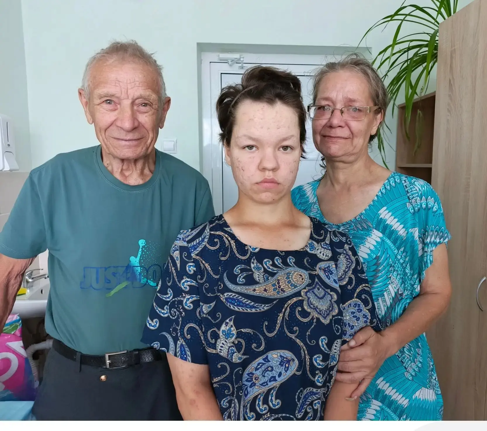 Когда самые близкие и родные люди находятся рядом, мир вокруг словно замедляет свой безумный бег.
В 