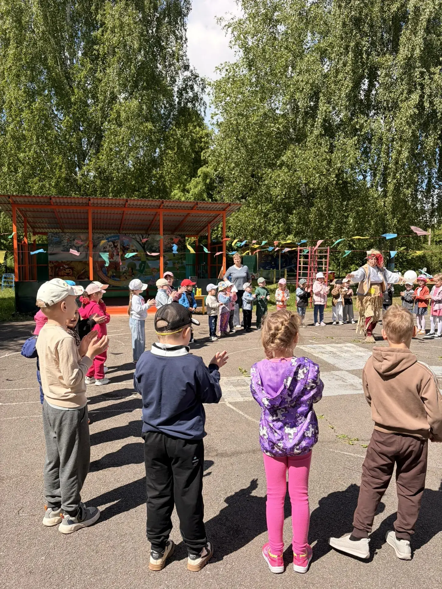 В нашем детском саду "День защиты детей" превратился в настоящее сказочное приключение ...