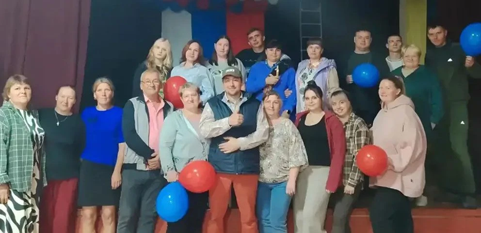 В посёлке Никольский на пару часов будто включили машину времени — все перенеслись в эп...