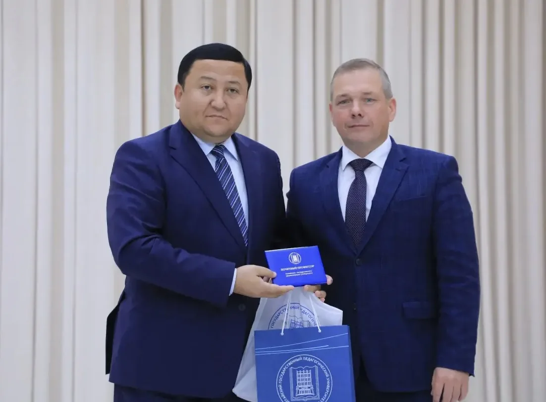⚡️⚡️Ректору вуза-партнёра Узбекистана присвоено звание «Почетный профессор Алтайского г...