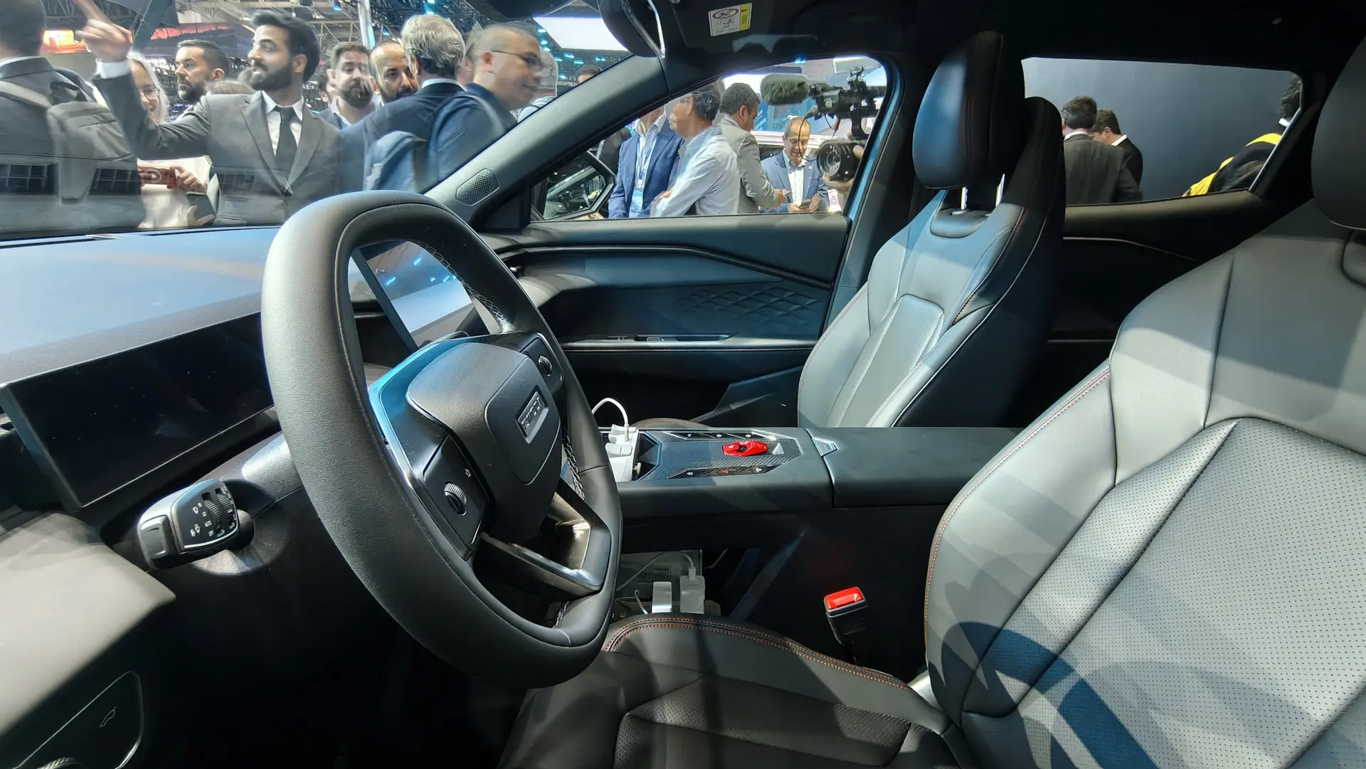 🚙 Omoda C4 станет самым доступным кроссовером марки  Дебютировавший на автошоу в Пекине паркетник Om