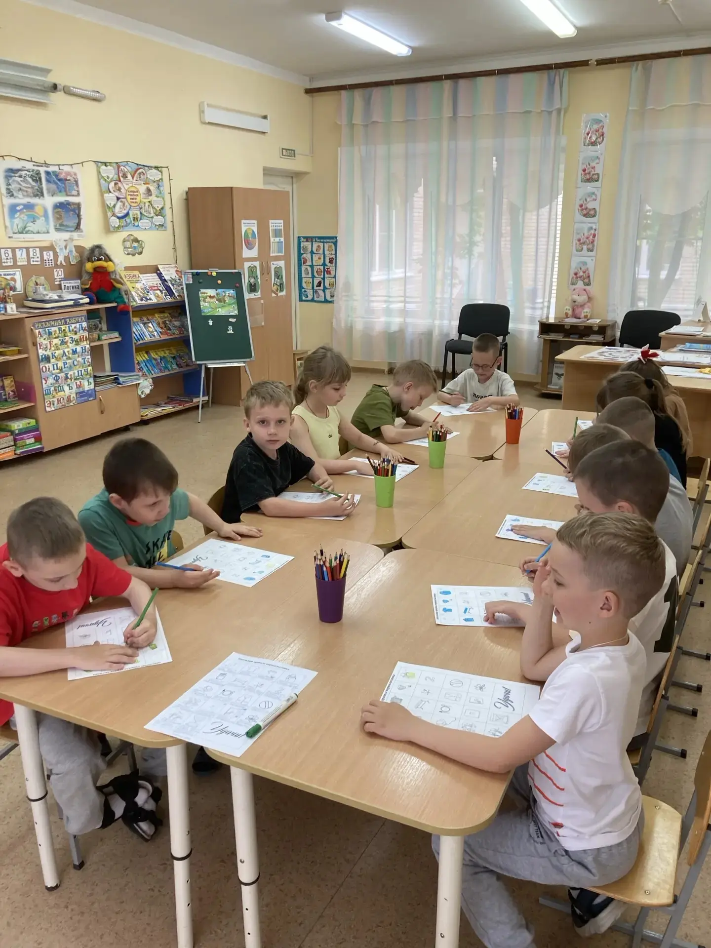 Проведен Психолого-педагогический проект «Школьные правила» в подготовительной группе №...