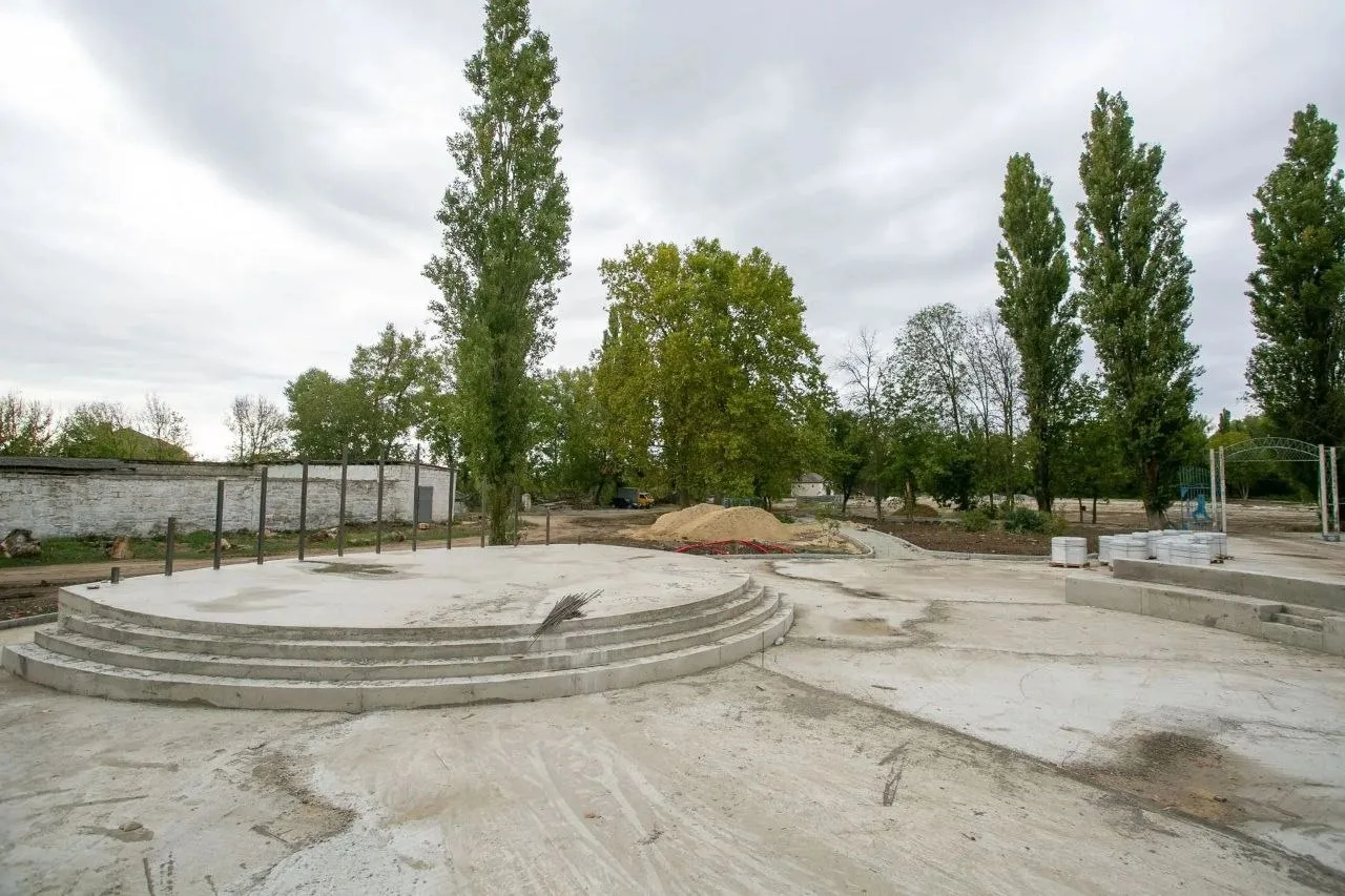 🌳 В Цибанобалке и Юровке будущие парки уже начинают приобретать очертания