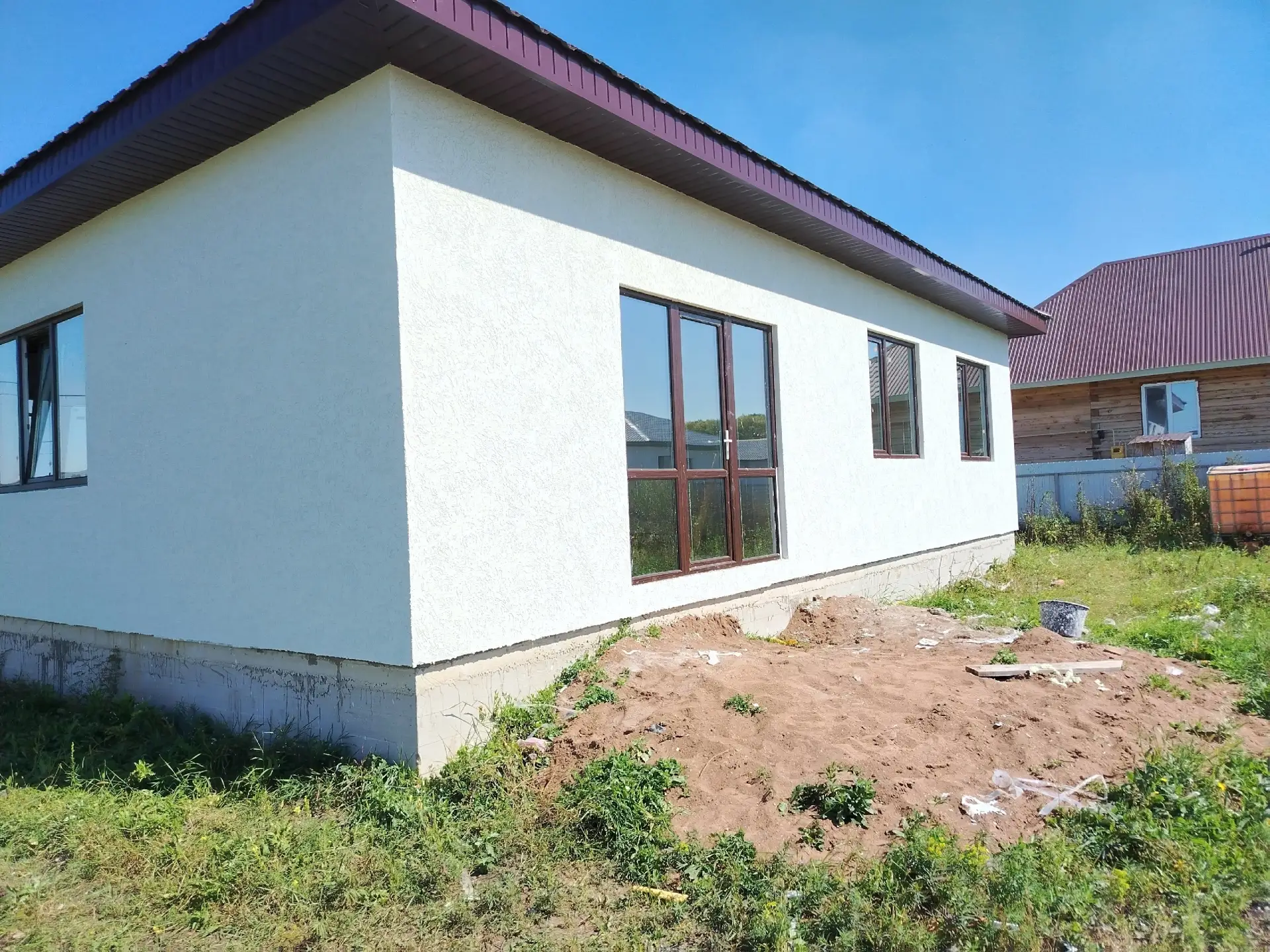 Продаётся дом в Новое Барятино, 7 гранатовый переулок, участок 8 соток-/, в чистовой от...
