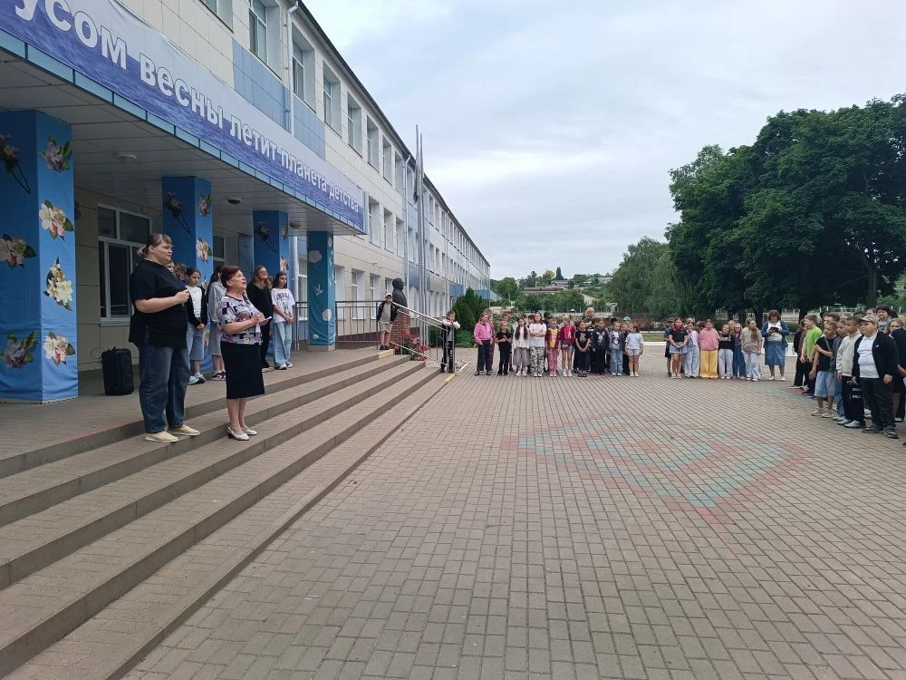 🌞 Пятый день нашей лагерной смены: калейдоскоп впечатлений!

Сегодняшний день в лагере на базе Бехт