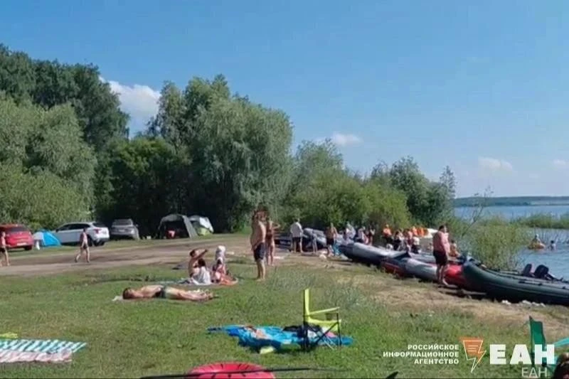 🌊🚘 Автомобилистов массово штрафуют за парковку у озёр в Челябинской области 

За выходные инспекто