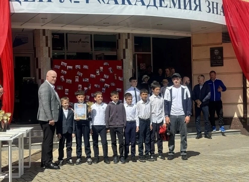 🏆 ПОЗДРАВЛЯЕМ НАШИХ ФУТБОЛИСТОВ С ЗОЛОТОМ!