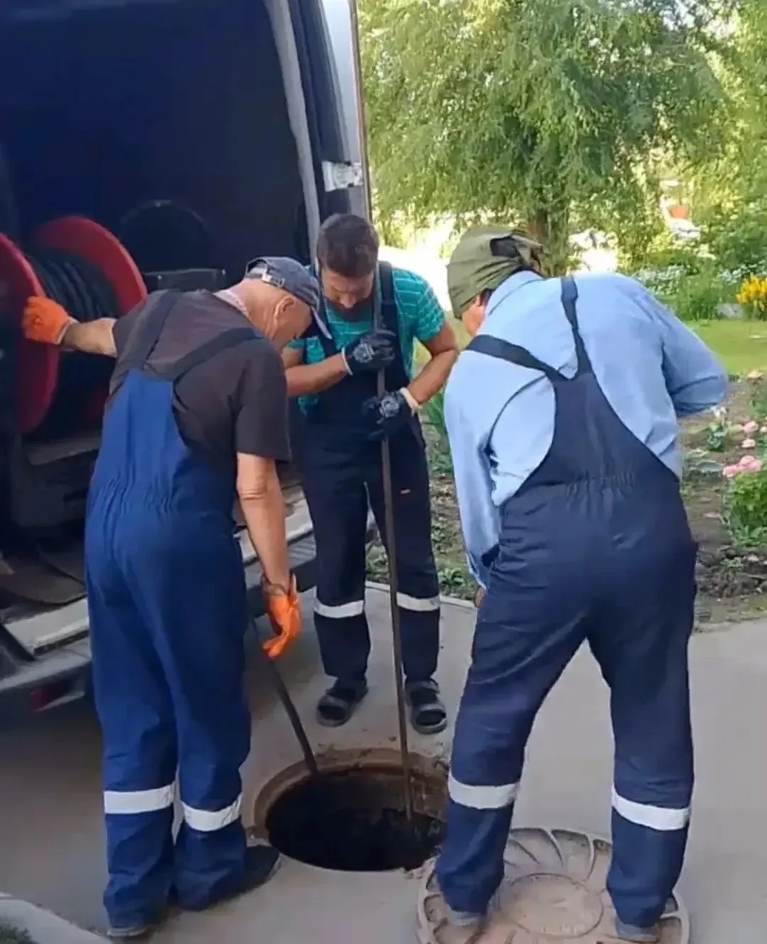 ⚡️ Итоги вчерашнего дня МУП «Энгельс-Водоканал»

В ходе обслуживания системы водоотведения сотрудник