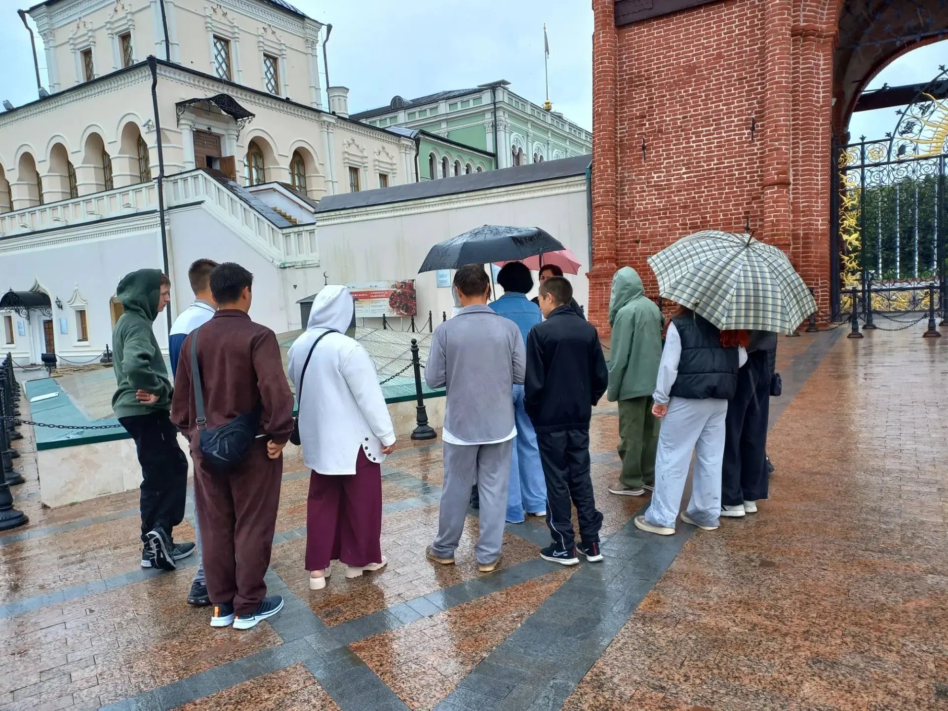 Поездка в Казань: яркие впечатления💥

Наши выпускники 9-го класса вместе с родителями и учителями с