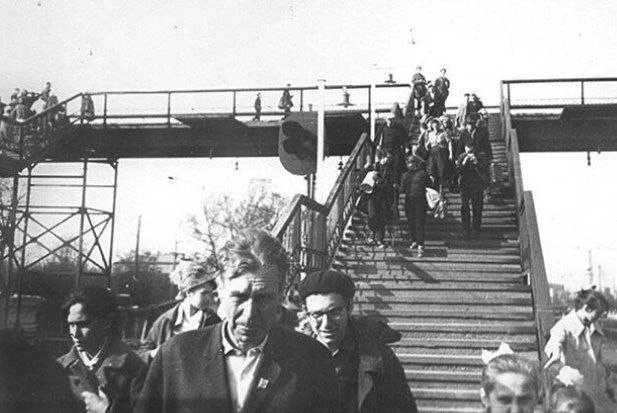 😕 49 лет назад в Пушкино произошла страшная трагедия. 17 августа 1977 года рухнул пеше...