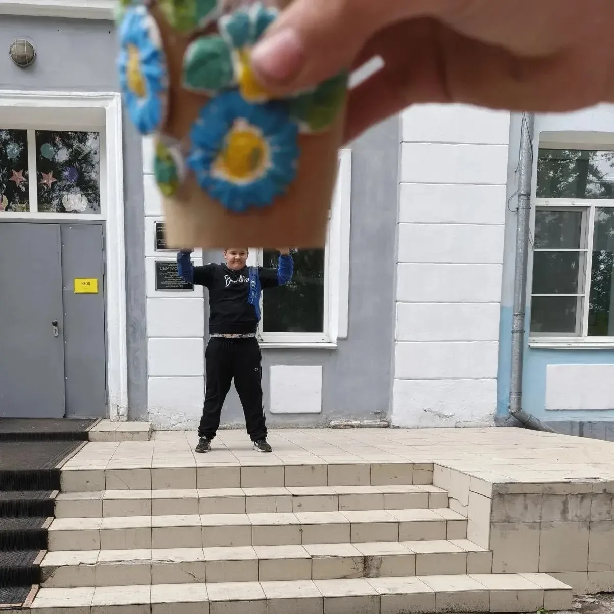 Дождь не помеха: творческий и насыщенный день в школьном лагере. 

Вчерашний день в нашем лагере, не