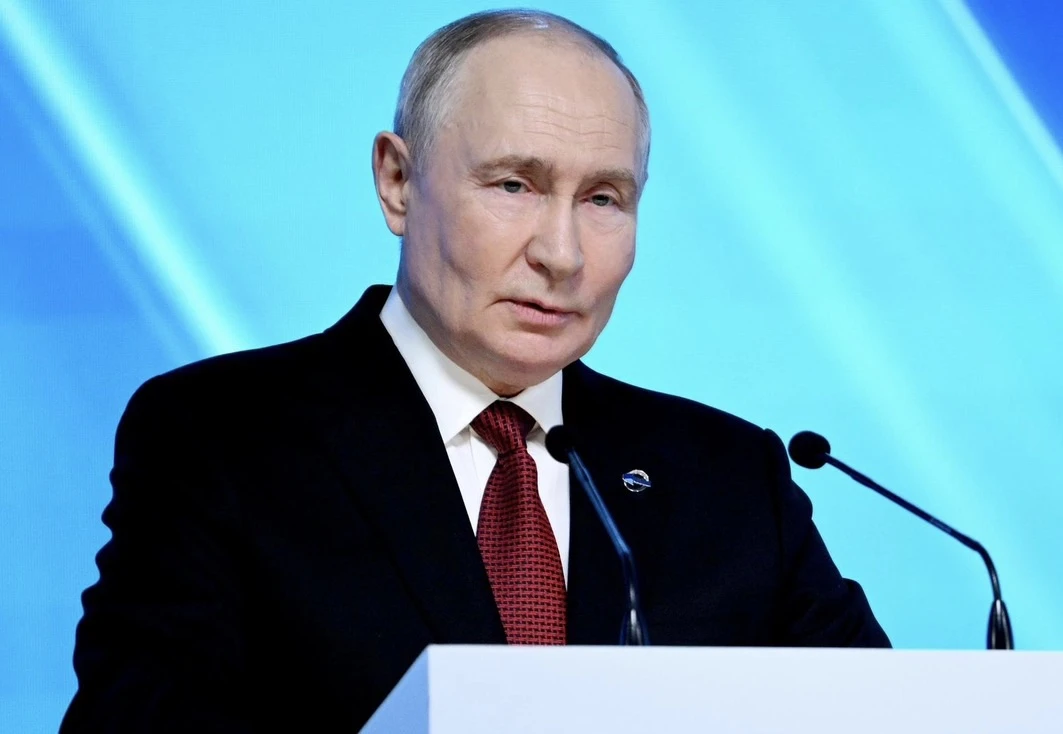 Сегодня день рождения у Президента России Владимира Владимировича Путина.