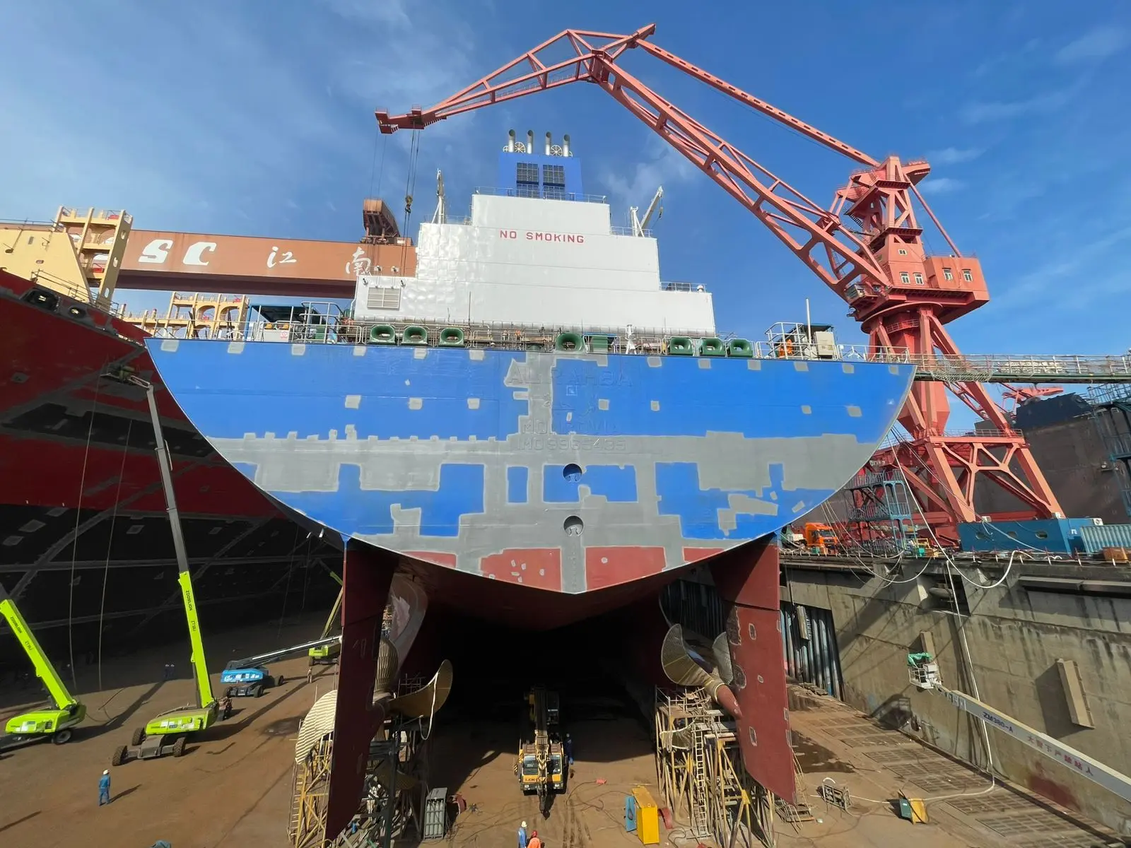 Мировой флот: строится газовоз.