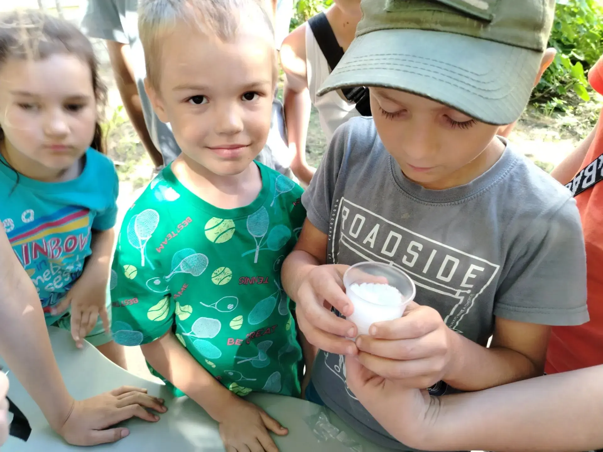 🔬 День науки в лагере «Лужок»! 🧪