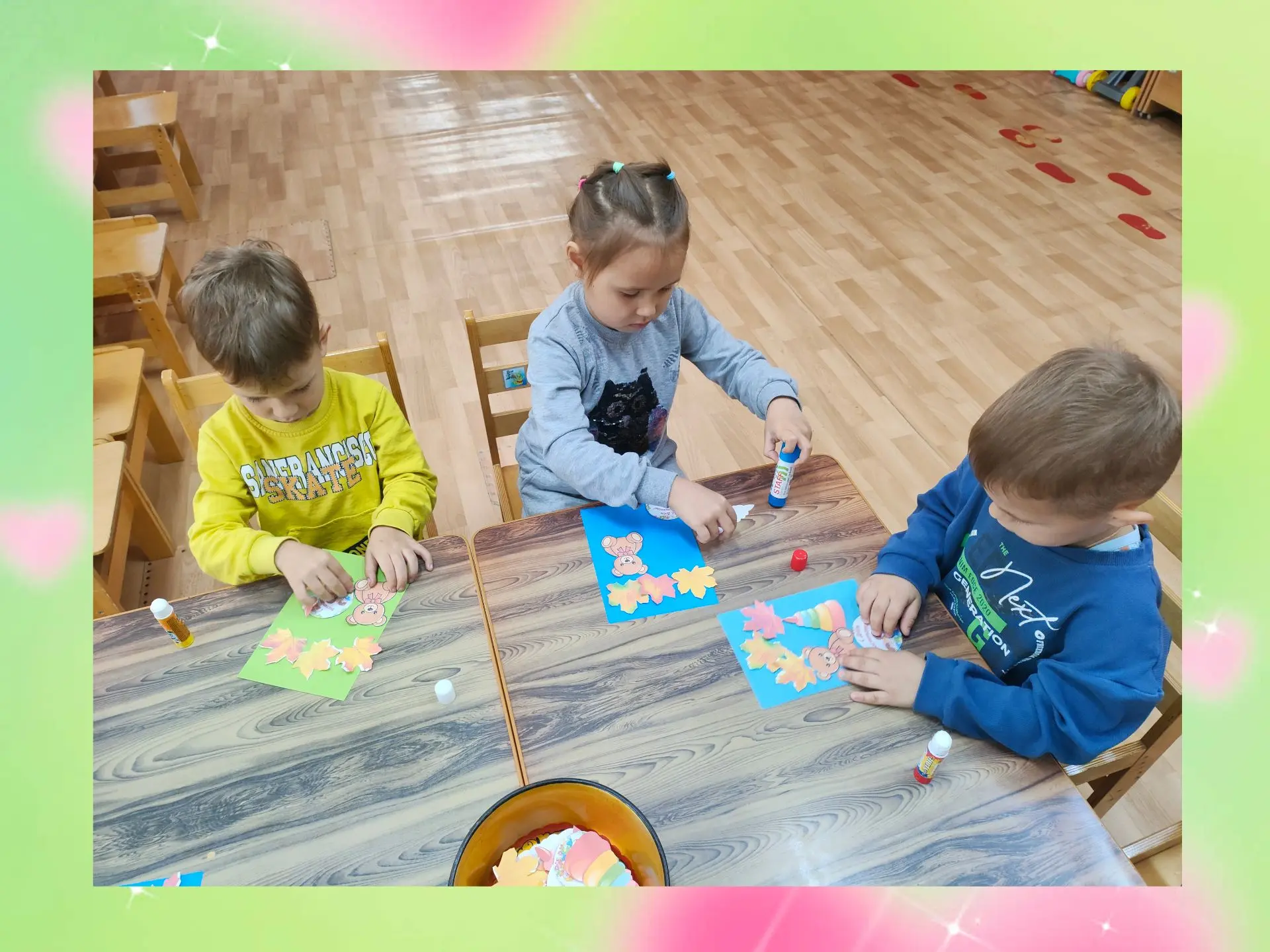 🍁С Днем дошкольного работника!!!🍁🍂Сегодня наши воспитанники поздравили всех сотрудни...