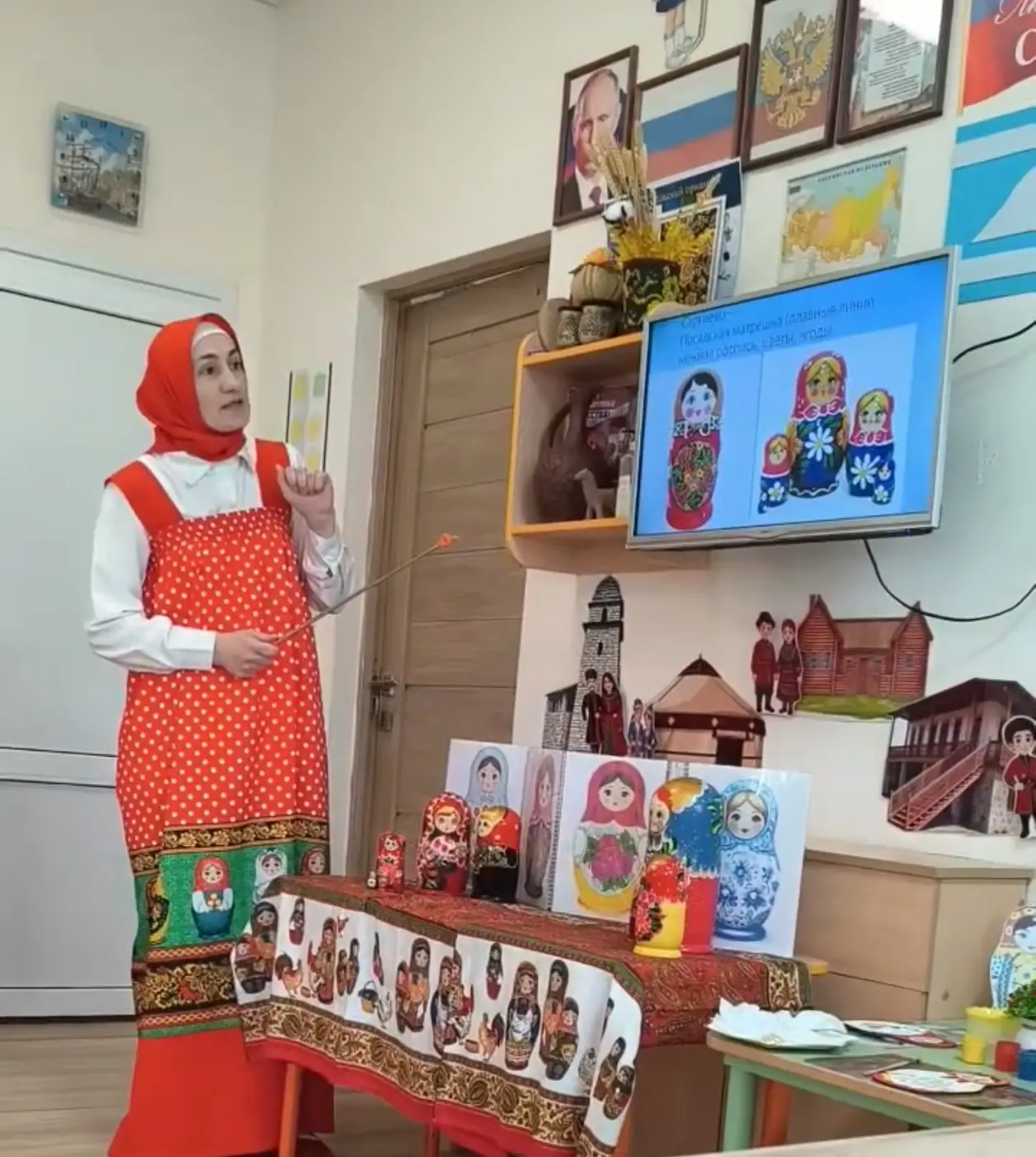 ПУТЕШЕСТВИЕ В МИР НАРОДНОЙ ИГРУШКИ