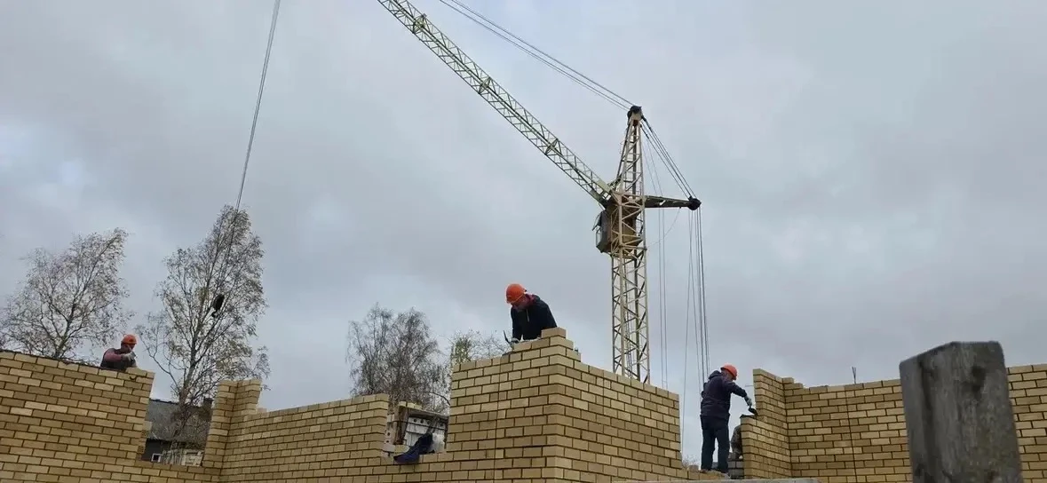 В Северодвинске приступили к строительству первых домов по новой программе переселения ...
