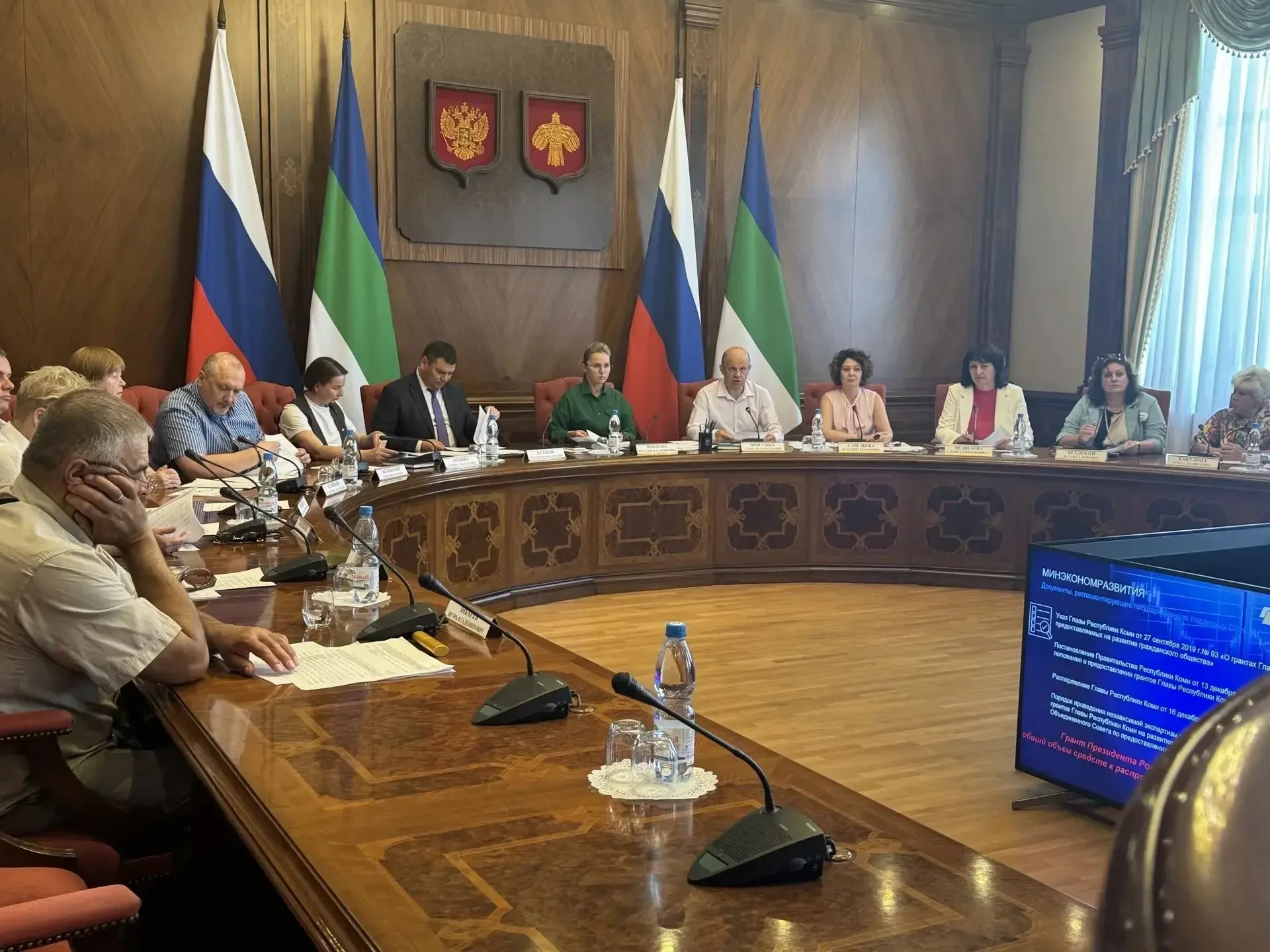 🏆 В регионе определили победителей грантов Главы Республики Коми на развитие гражданского общества
