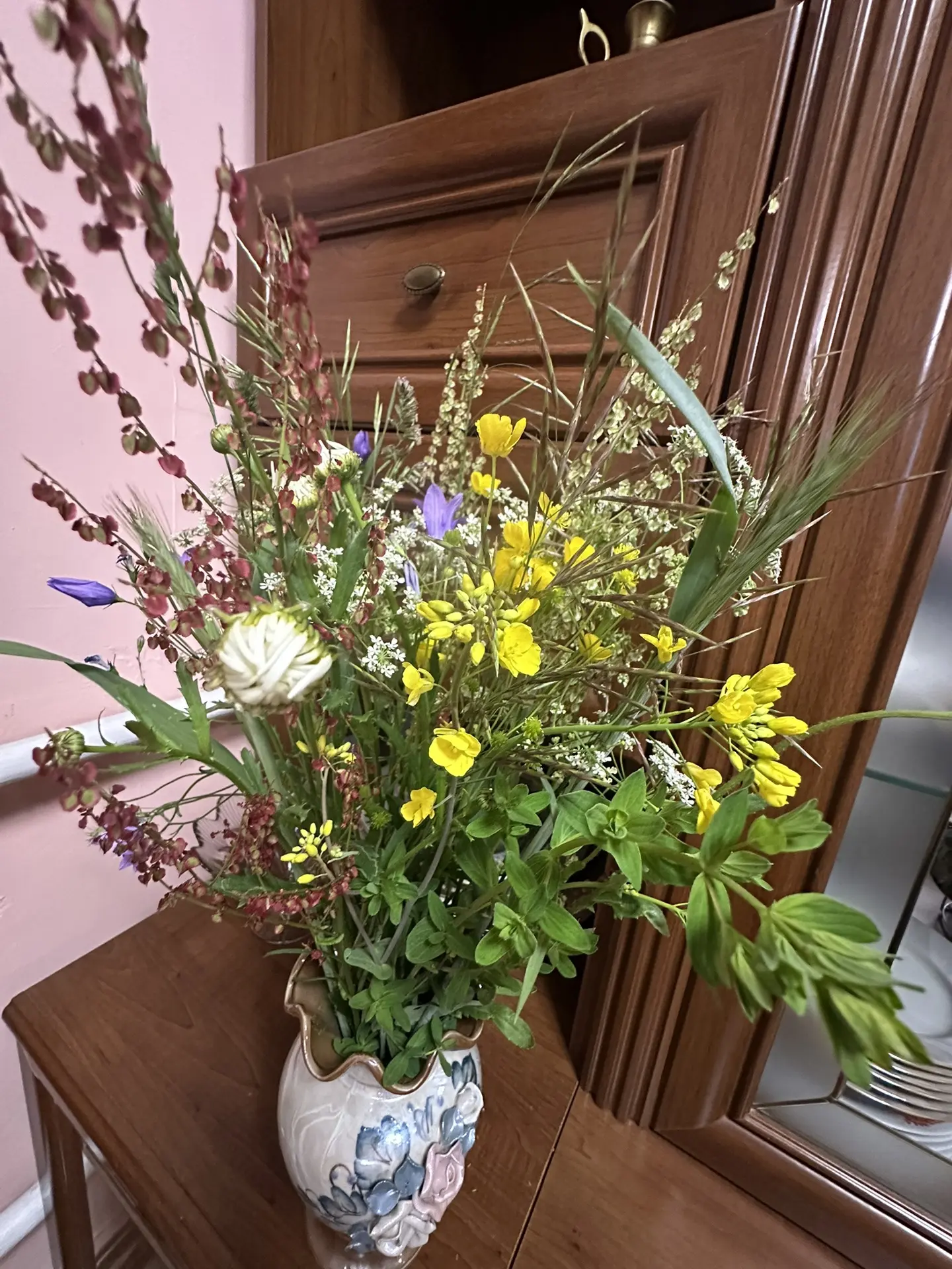 Собрала себе букет 💐 
Флористы могут не оценить 😉
#настроение
